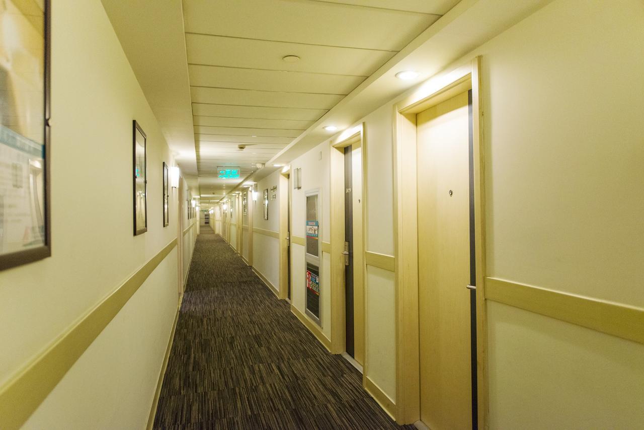 จินเจียง เมโทรโปโล เจิ้นเจียง เรลเวย์สเตชั่น ว่านต้าพลาซา Hotel ภายนอก รูปภาพ